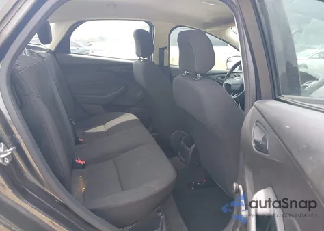 2016 Ford Focus S из США, поврежденный, VIN 1FADP3E23GL248945